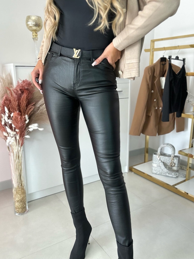 Spodnie damskie woskowane czarne WEKA